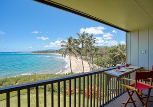 Wailua Bay View Condo w/Private Washer/Dryer, Shared Pool, WiFi - Near Beaches