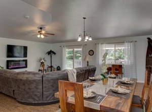 Ferns Frogs Forest Hale | Royal Hawaiian Estates