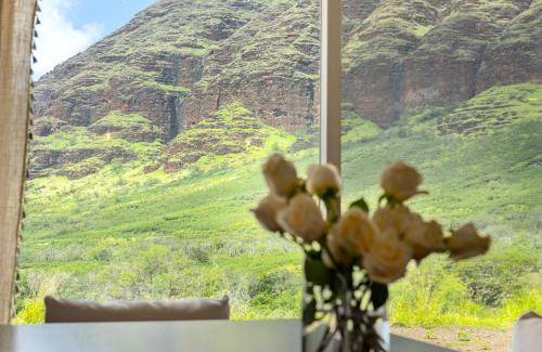 Makaha Valley House | 1000 m² House ∙ 3 bedrooms ∙ 9 guests