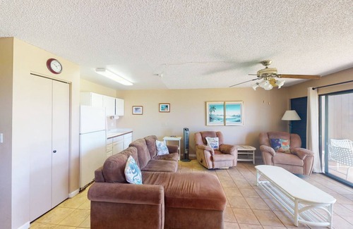 Kaunakakai Condo | 105 m² Condo ∙ 2 bedrooms ∙ 4 guests