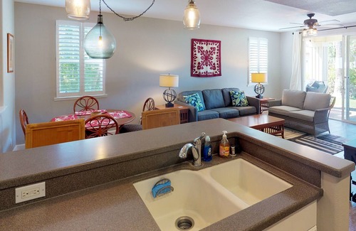 Ko Olina Condo | (1051A) Beautifully Remodeled 2 Bed, 2 Bath Ground Floor Condo with Garage in Gated Community