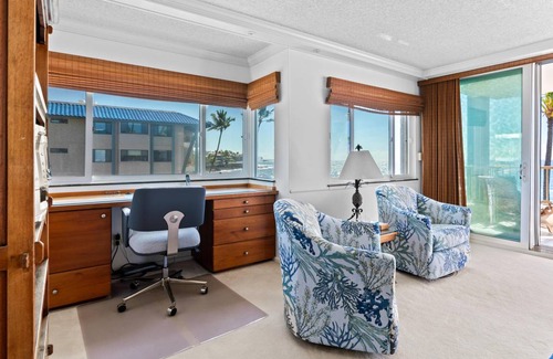 Historic Kailua Village Condo | 150 m² Condo ∙ 3 bedrooms ∙ 6 guests