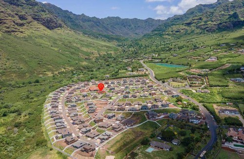 Makaha Valley House | 157 m² House ∙ 4 bedrooms ∙ 14 guests