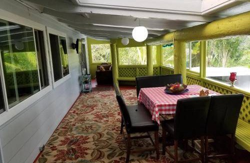 Keaau House | 232 m² House ∙ 4 bedrooms ∙ 8 guests