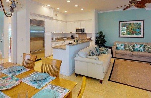 Ko Olina House | 4 Bedroom, 3 Bath Coconut Plantation Home by Ola (1200)