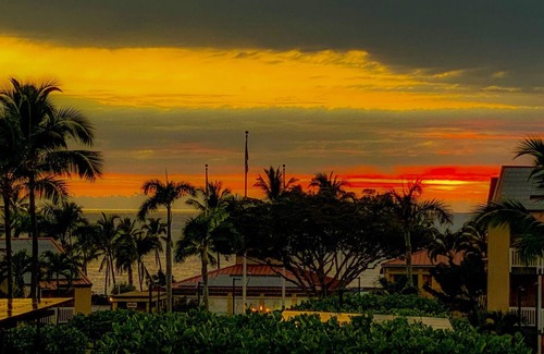 Kahaluu-Keauhou Condo | AC | Resort Amenities | Spacious & Comfortable
