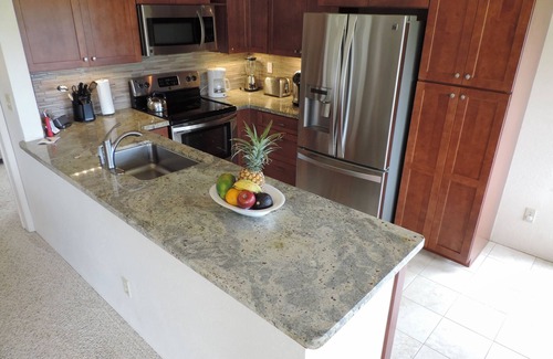 Princeville Condo | AC! Stunning Ocean Views - Walk to the beach #133-134