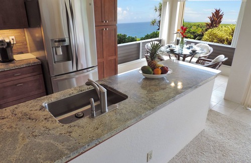 Princeville Condo | AC! Stunning Ocean Views - Walk to the beach #133-134