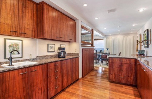 Kahaluu Bay House | 🏖️Air-Conditioned Ocean Front Hawaii Townhome! | Sleeps 6