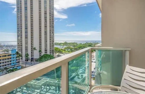 Ala Moana House | Ala Moana Hotel @10FL R8 Studio - Partial Ocean 2Beds4person
