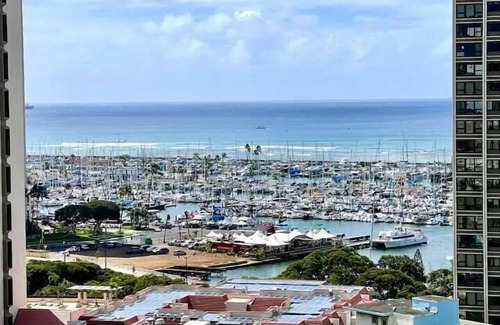 Ala Moana House | Ala Moana Hotel 15th FL R1 2DoubleBeds 4Person