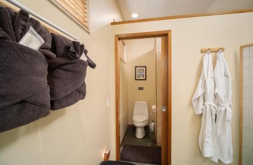 Kihei Apartment | Aloha Aku CoCoPalm Suite - Experience Tropical Bliss
