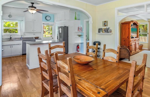 Kuau House | Aloha Charm on Maui's North Shore - Right by Mama's Beach.