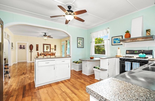 Kuau House | Aloha Charm on Maui's North Shore - Right by Mama's Beach.
