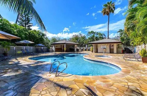 Kihei Condo | Beachfront Studio | Walk to Kamaole Beach + Pools