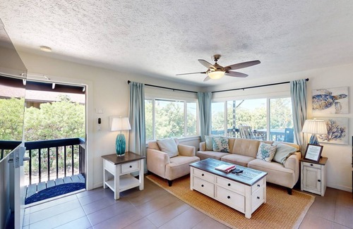 Kihei Cottage | Cabin ∙ 2 bedrooms ∙ 5 guests