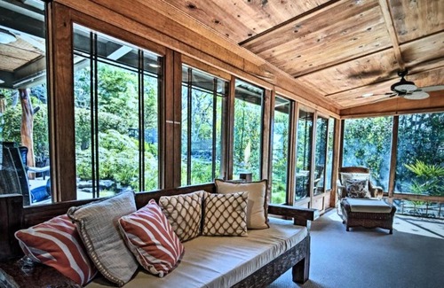 Kahaluu Bay House | Copper Dawn - Peaceful Beach Hideaway steps from Kahalu'u Bay! home