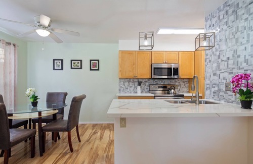 Waikoloa Condo | Fairway Terrace#H208 Top Floor, Beautifully Remodeled condo, Heated Pool