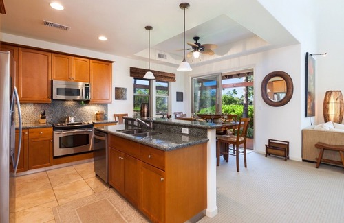 Kamuela House | FREE Late Checkout For Fall Bookings! Includes Mauna Lani Beach Club Pass. Fair