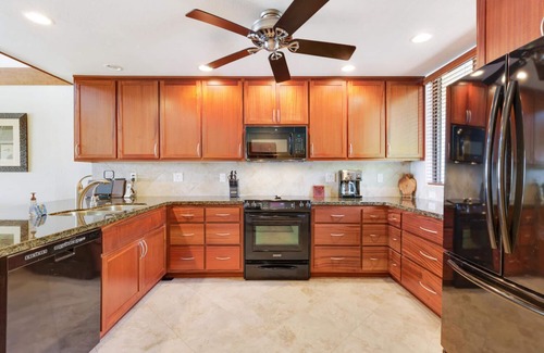 Keauhou Condo | 🏖️Great Ocean and Golf Course Views | No Stairs