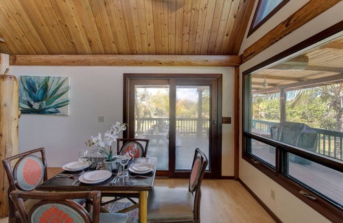 Keaau House | House ∙ 2 bedrooms ∙ 6 guests