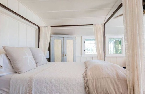 Hawi House | House ∙ 1 bedroom ∙ 2 guests
