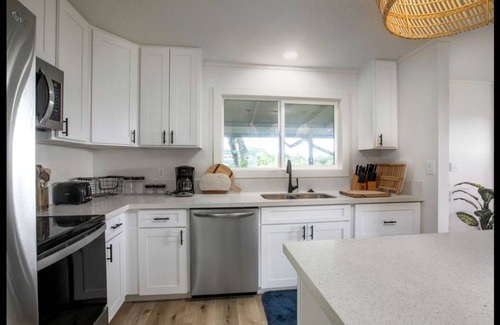 Hauula House | House ∙ 3 bedrooms ∙ 7 guests