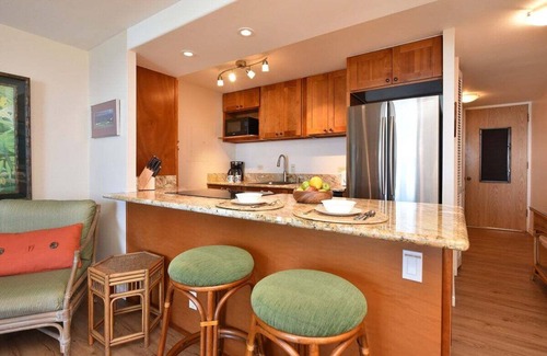 Honokowai Condo | KA 309 Oceanfront Condo AC Ocean Views Heated Pool
