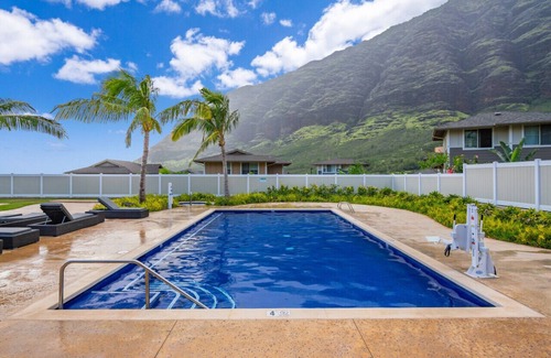 Makaha Valley House | Kalo Homes ~ Tropical Makaha Sanctuary