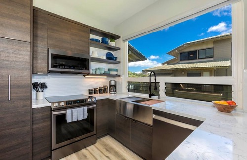 Napili Condo | KBM Resorts | FREE CAR | Kapalua Bay Villa | Ocean view | 2-Bedroom Condo, Gorgeously Remodeled! KBV-32B2