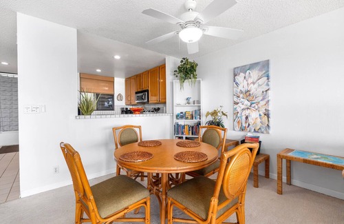 Kahaluu Bay Condo | KKSR3101 DIRECT OCEANFRONT GROUND FLOOR CORNER ADVOCATES PLANET-FRIENDLINESS