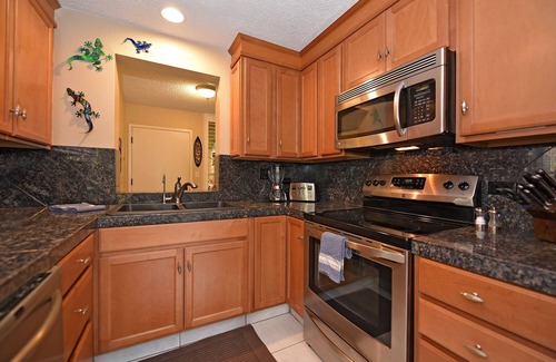 Wailea Condo | Largest Two Bedroom/Two Bath in the Village, Sleeps Eight & Close to the Beach