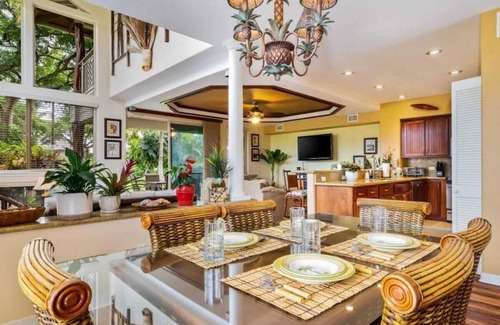 Kamuela House | Luxurious 3BR/3BA with Private Beach Club Access