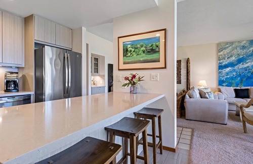 Wailea Condo | Makena Surf | E105 | Beachfront Resort