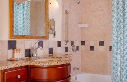 Ko Olina Resort | Marriott's Ko'Olina Beach Club-Guest Room (Studio) Ocean View