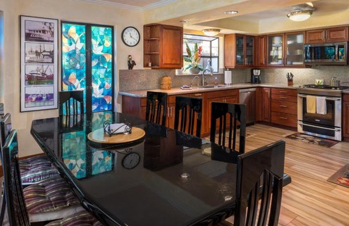 Historic Lahaina Front Street House | Maui Home Lahaina