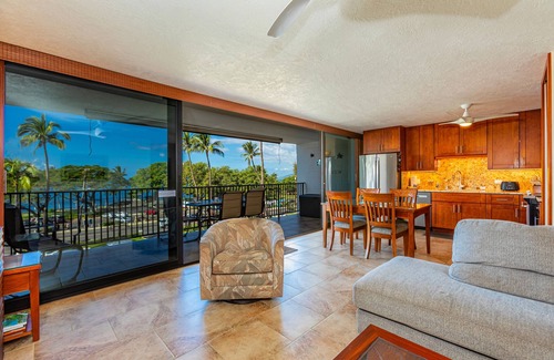 Kihei Condo | Maui Parkshore #412 Ocean View in the Heart of Kihei, Walk to Kamaole Beach