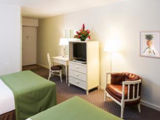 Kahului Hotel | Maui Seaside Hotel