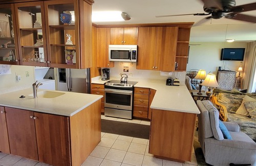 Kihei Condo | Maui Sunset A507 -Top floor1 BR, 2 BA Ocean View Condo