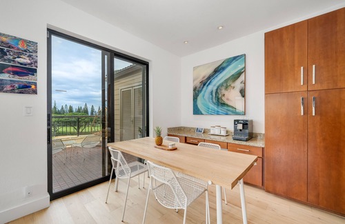 Kapalua Villa | MODERN HAWAII ⛳️ Modern Remodel, steps to the Beach, 4th Tee, Ocean View, 4 Pools