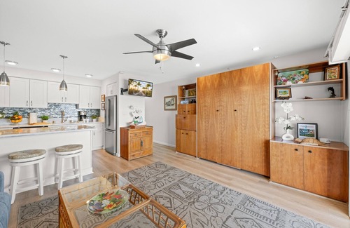 Historic Lahaina Front Street Condo | New Listing! Heart of Lahaina, an Oceanfront stay