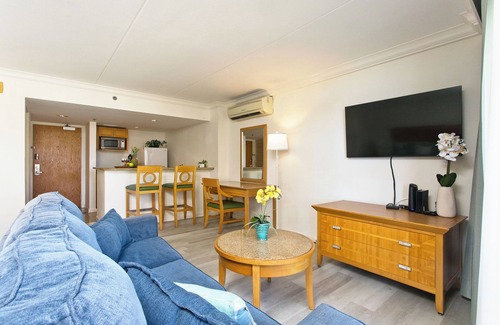 Waikiki Condo | Newly renovated luxury studio with beautiful ocean & lagoon view!