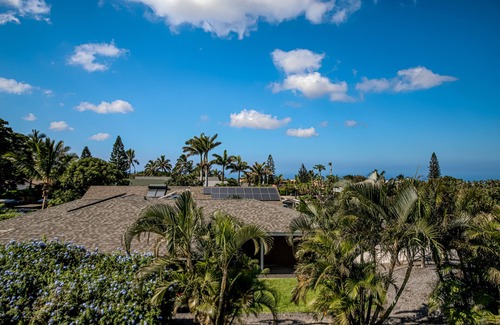 Waikoloa House | Newly updated home with pools, lanai, ocean view - walk to golf