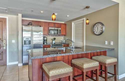 Honokowai Condo | nHonua Kai Resort HEAR and SEE the waves, 6th floor ocean view condon