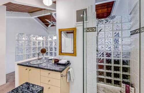 Honokowai Apartment | Noniluna 1 & 2 Rent Together - Sleeps 20
