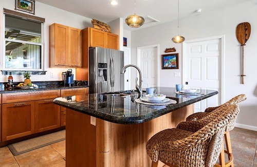 Kailua-Kona House | 🏖️Ocean View | AC | Child Friendly | Private Salt Water Pool