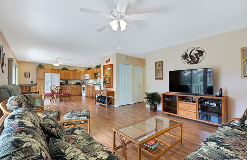 Kahaluu Bay Condo | 🏖️Ocean View | WIFI | Steps to Snorkeling Beach