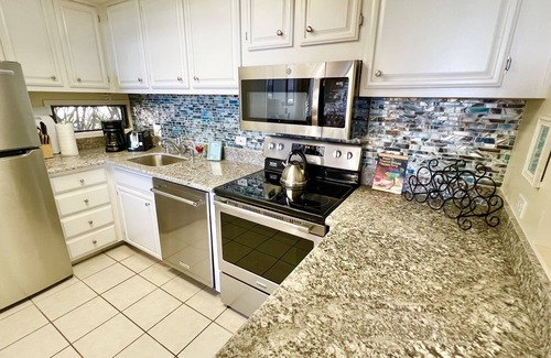 Honokowai Condo | Oceanfront Condo in Paradise-Hale Mahina “mauiseaturtlecondo"