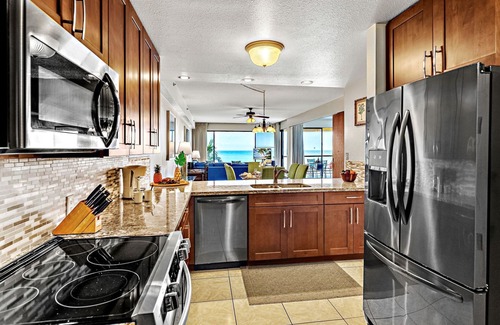 Kahana Condo | Oceanfront, Corner unit! - SK334 - Sullivan