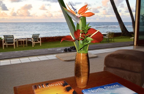 Haleiwa House | Oceanfront Home on White Sand Beach (legal licensed short stay)